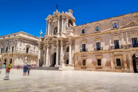 Syracuse Ortigia and Noto from Catania