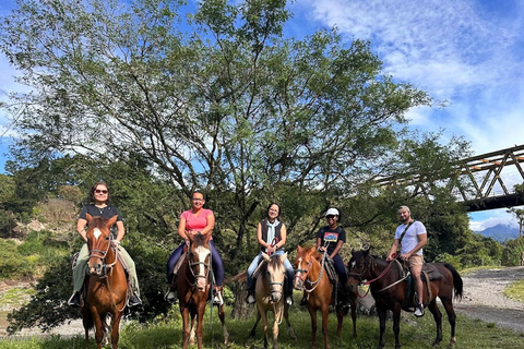 Horseback Ride + Contact Farm in Boquete 1 hour