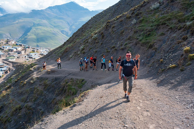 Baku: Khinalug Mountain 2-Day Hiking Tour with Guide