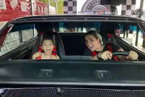 Rock and Race: corrida de arrancada e velocidade para toda a família