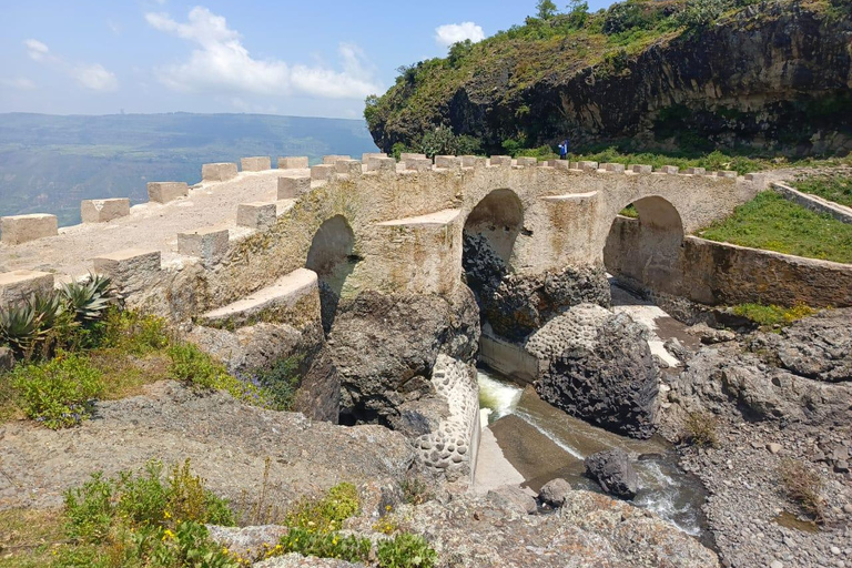 Entdecke Bule nile und die Portugal-Brücke.