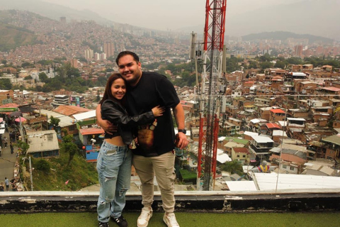 Comuna 13 Full Experience | Subway, Metrocable, Street Art and Culture. Comuna 13 Full Experience | Metro, Metrocable, Street Art and Culture.