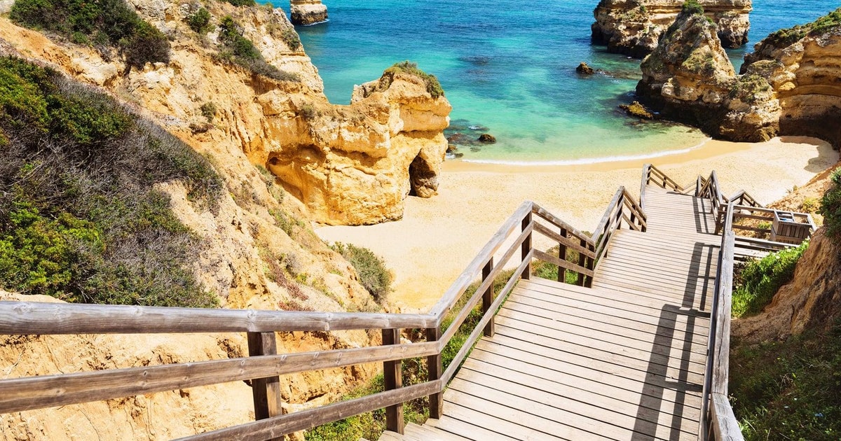 Tagestour an die Algarve, Lagos, Benagil Höhle von Lissabon aus GetYourGuide
