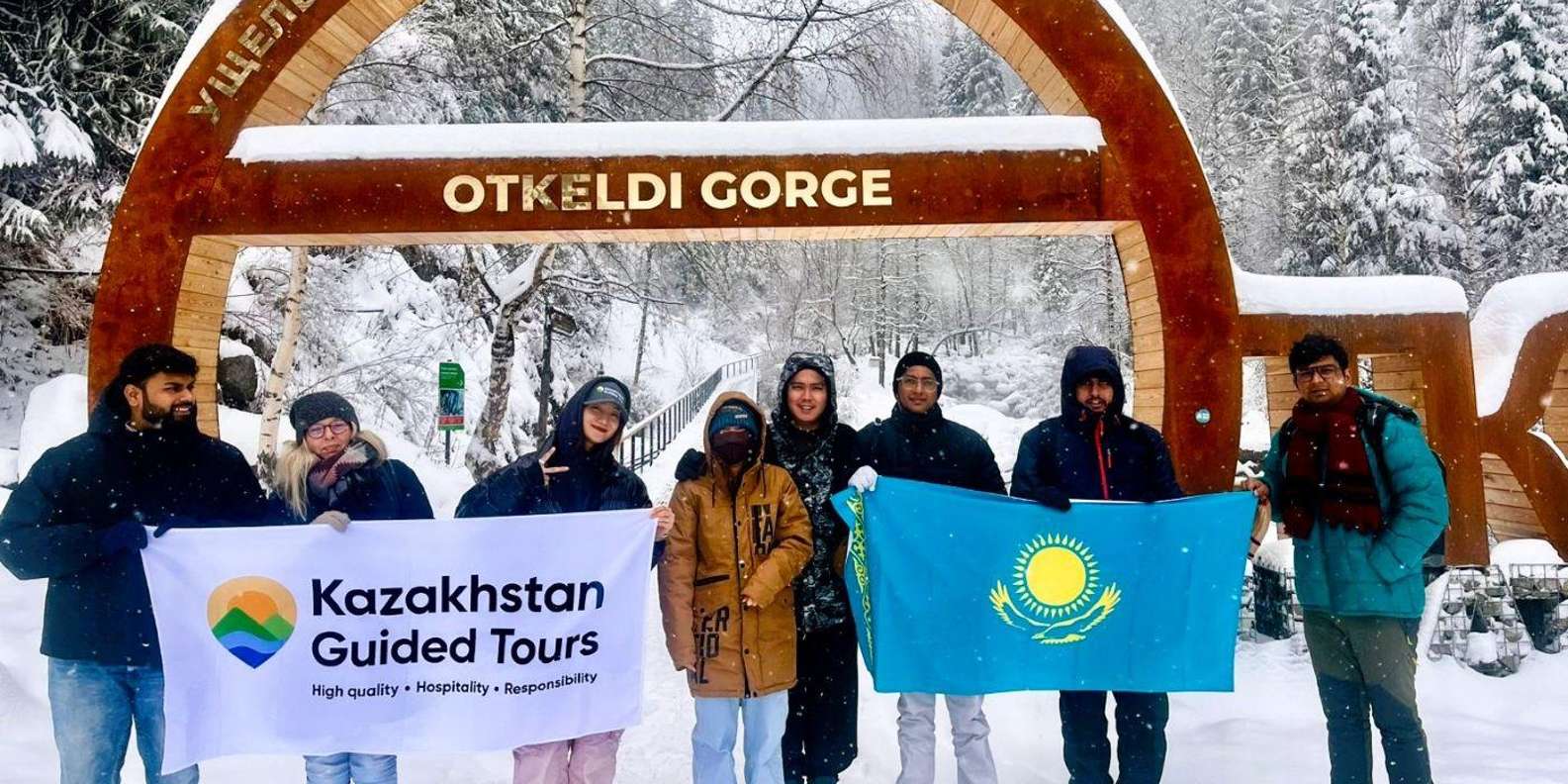 Alma-Arasan \u0026 Ayusai Mountain Gorges with Hot Springs Tour | GetYourGuide, image size:1585x792