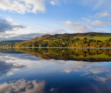 From Edinburgh: Loch Ness and The Highlands Tour with Cruise