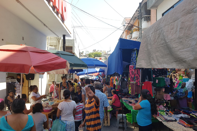 From Huatulco: Pochutla Market Tour with Local Guide