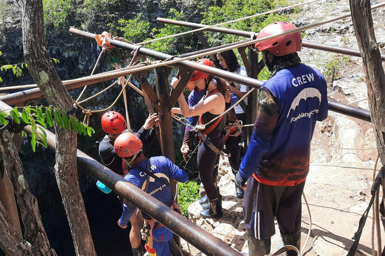 Yogyakarta: Aventura en la Cueva de Jomblang y la Cueva de Pindul en un díaCueva de Jomblang y Cueva de Pindul (ticket de entrada incluido)