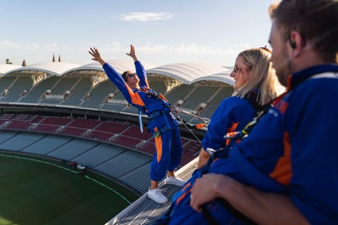 Adelaide: Rooftop Climbing Experience of the Adelaide Oval - Image 2