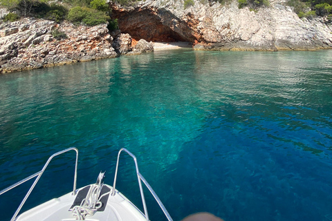 Split: Private Speedboat Charter 3 Islands Half-Day Boat Tour with Blue Lagoon