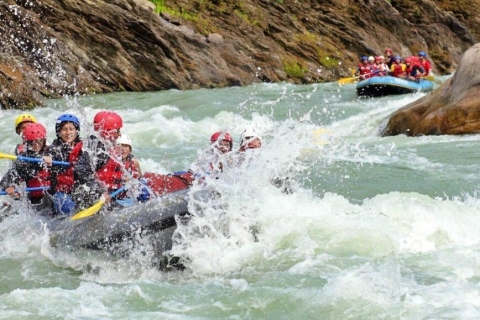Pokhara : Upper Seti (eau vive) Rafting d'une journéePokhara : Upper Seti Day Rafting