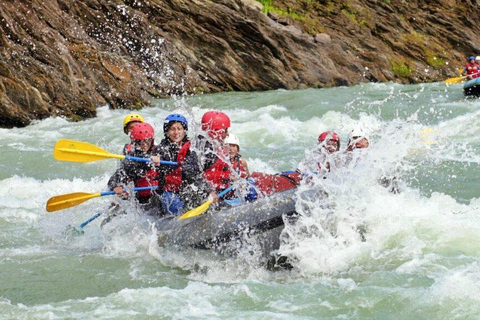 Pokhara: Górna Seti (biała woda) Day RaftingPokhara: Day Rafting Górna Seti