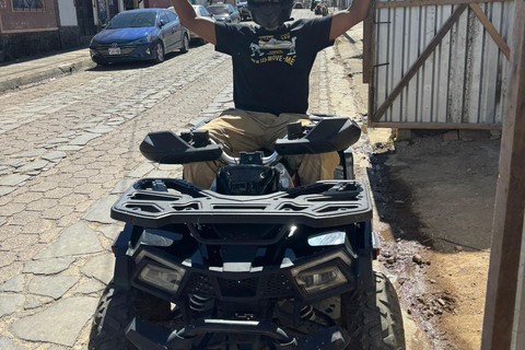 Ruta de flores: Salto Malacatiupan, Ataco e Apaneca TourRuta de flores: Tour del Salto Malacatiupan, Ataco e Apaneca