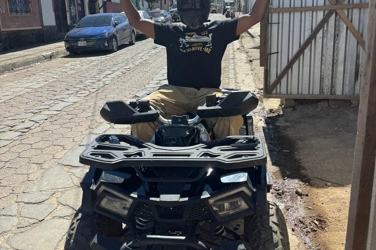 Ruta de flores: Salto Malacatiupan, Ataco e Apaneca TourRuta de flores: Tour del Salto Malacatiupan, Ataco e Apaneca