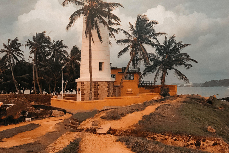 6-Day Sri Lanka Adventure Tour with 4 Star Hotels 4 Star & 3 Star Hotels