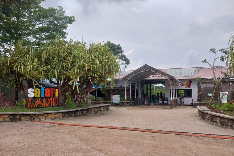 Bintan car charter + Driver Bintan Car Rent