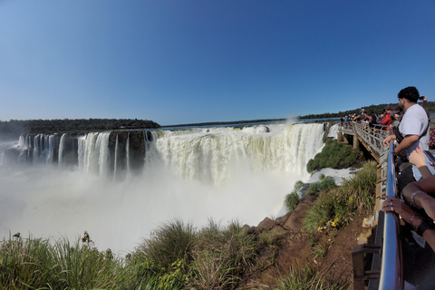 Iguassu Waterfalls Private Day Tour: Both sides, same day!