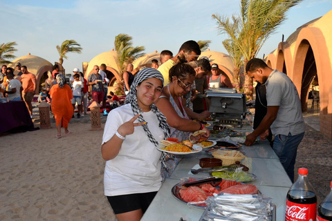 Hurghada: Safari in quad e buggy con cena e spettacoloServizio di prelievo in hotel a Hurghada