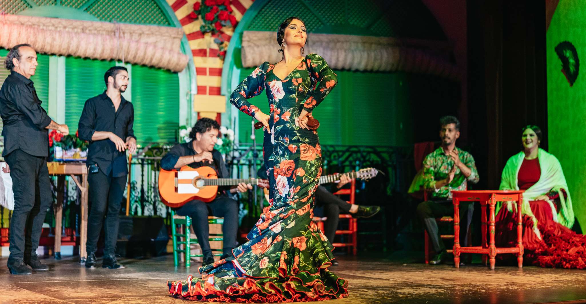 Sevilla, Flamenco en El Palacio Andaluz con cena opcional - Hizvo