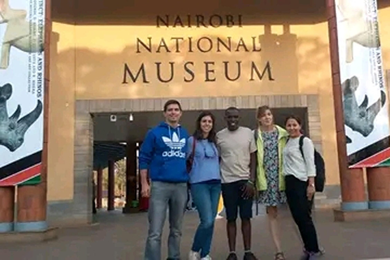 Nairobi: Guided Walking Tour with Hotel Pickup and Drop-Off