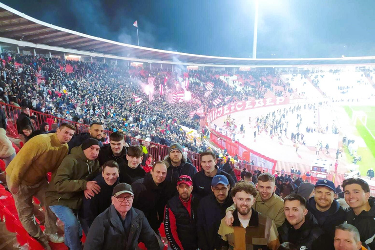 Belgrade : Partizan ou Étoile Rouge Match de football avec l&#039;hôte