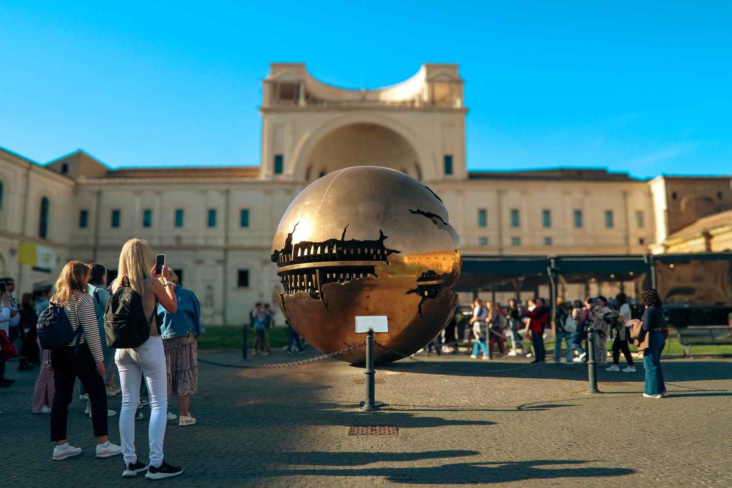 Тур по Ватикану: Музеи, Сикстинская капелла и собор Святого Петра