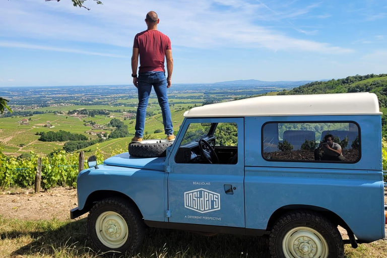 Tour privado de un día por Beaujolais y Borgoña en Land Rover