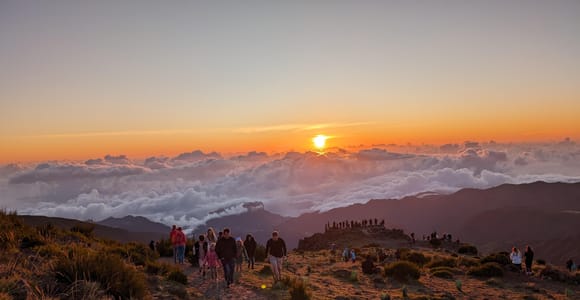 From Funchal: Pico Arieiro Sunrise with Optional Breakfast
