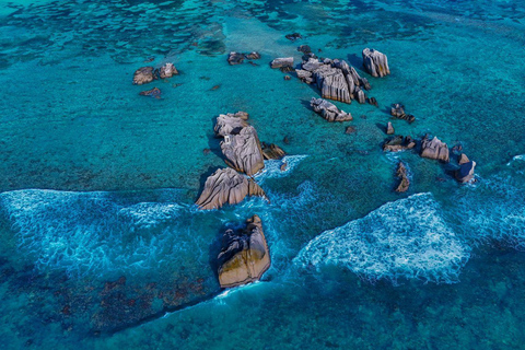 Noleggio barche private di lusso a Praslin, Seychelles