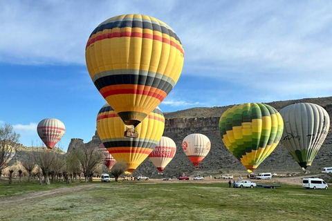 Cappadocia: Hot Air Balloon Ride over Ihlara Valley