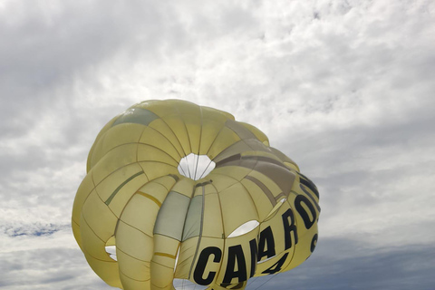 Puerto Plata: Parasailing from Playa Dorada Parasailing + Hotel Pickup