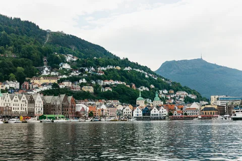 Bergen: Guidad minibusstur med fotostopp