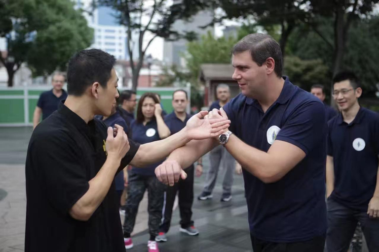 Shanghai: Tai Chi ervaring in een prachtig parkTai Chi ervaring in een prachtig park