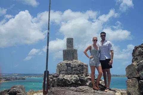 From Philipsburg: St. Maarten Island and Beach Tour