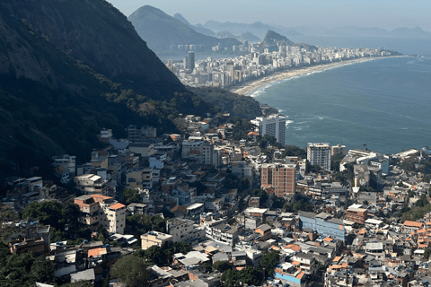 Rio de Janeiro: Two Brothers Hike and Favela Tour at Vidigal