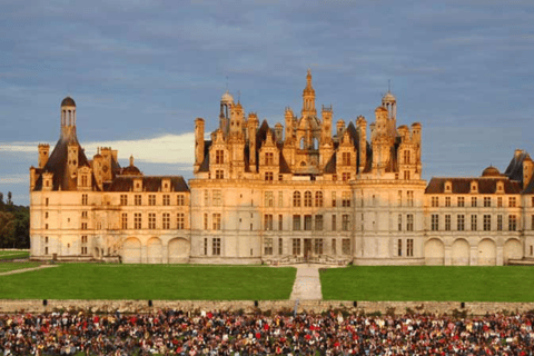 Guided Tour of the Loire Valley Chateaux – Private Group Loire Valley Castles Guided Tour – Private Group