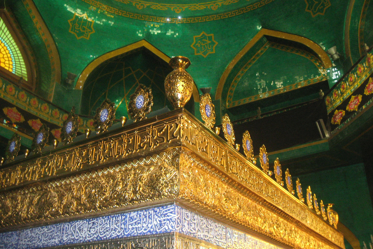 Baku: Gobustan & Absheron 4x4 Journey with Traditional Lunch Gobustan & Absheron daytrip with Entrance fees