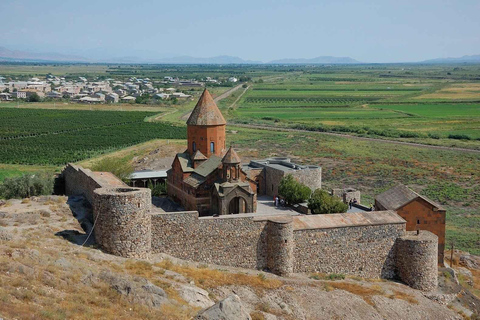 Una impresionante visita a Khor Virap con cata de vinos incluida