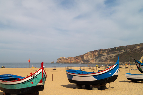 Nazaré: Walking Tour with Funicular & Local Guide
