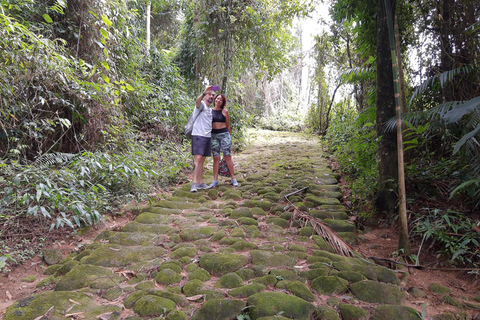 CITY TOUR IN PARATY: Architecture & Beaches in Private