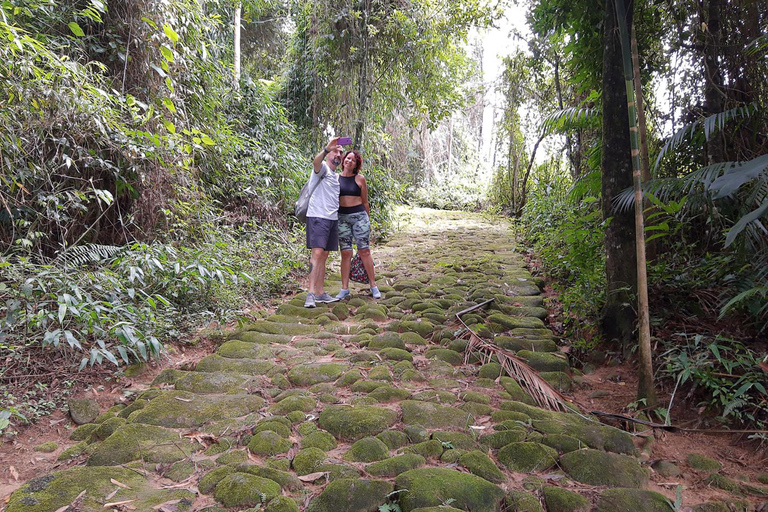 CITY TOUR IN PARATY: Churches and Historical Center Private