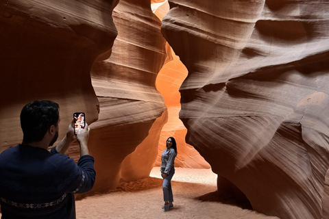 Page: (VIP) Hogan Upper Antelope Canyon Tour Tickets (PRIVATE VIP) Hogan Upper Antelope Canyon Tour Entry Ticket