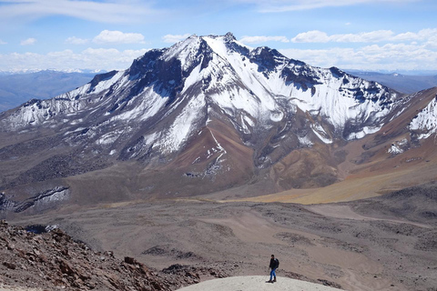 Da Arequipa: escursione di due giorni al vulcano Chachani