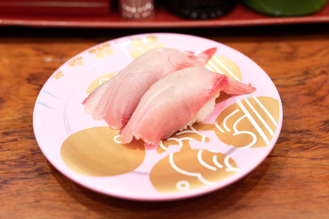 Kanazawa Food Insider: Private Omicho Market Tasting Tour