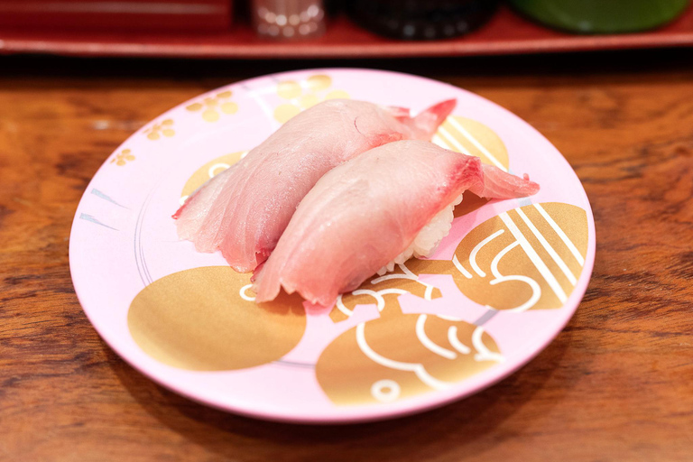 Kanazawa Food Insider: Private Omicho Market Tasting Tour