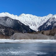 Kamikochi/Norikura: Custom Full-Day Snowshoe Trekking Tour