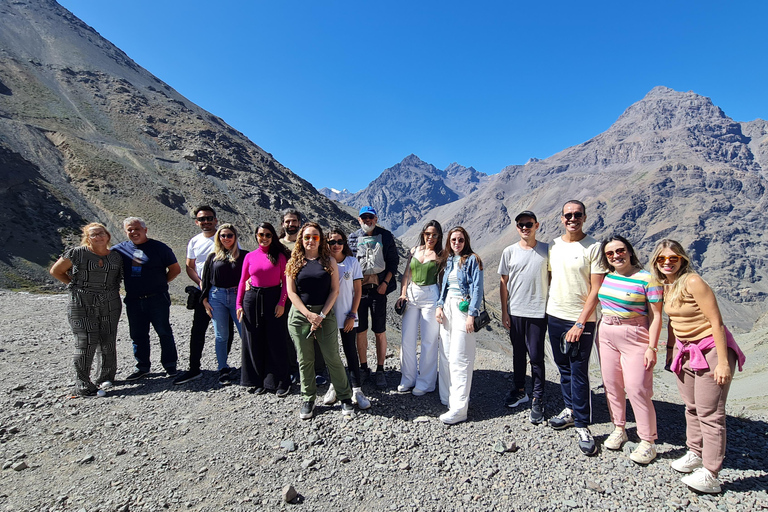 Experience Portillo and Laguna del Inca with a picnic. Santiago - The Andes - Laguna del Inca and Portillo