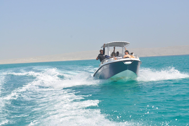 Hurghada: Privat motorbåt till öarna Abu Minqar med sandbank