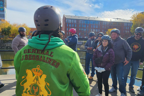 Explore Old-Montreal with easy to use e-scooters