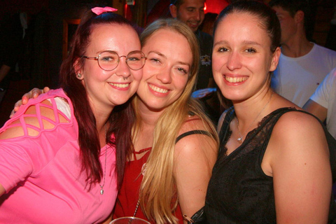 Pubcrawl Salzburg: Tour durch die besten Bars und Clubs der StadtPubcrawl