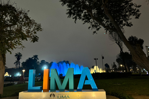 Lima: Historic Center, Catacombs, and Water Show Tour